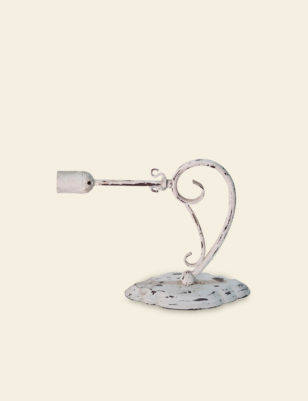 iron-table-lamp-candle-holder
