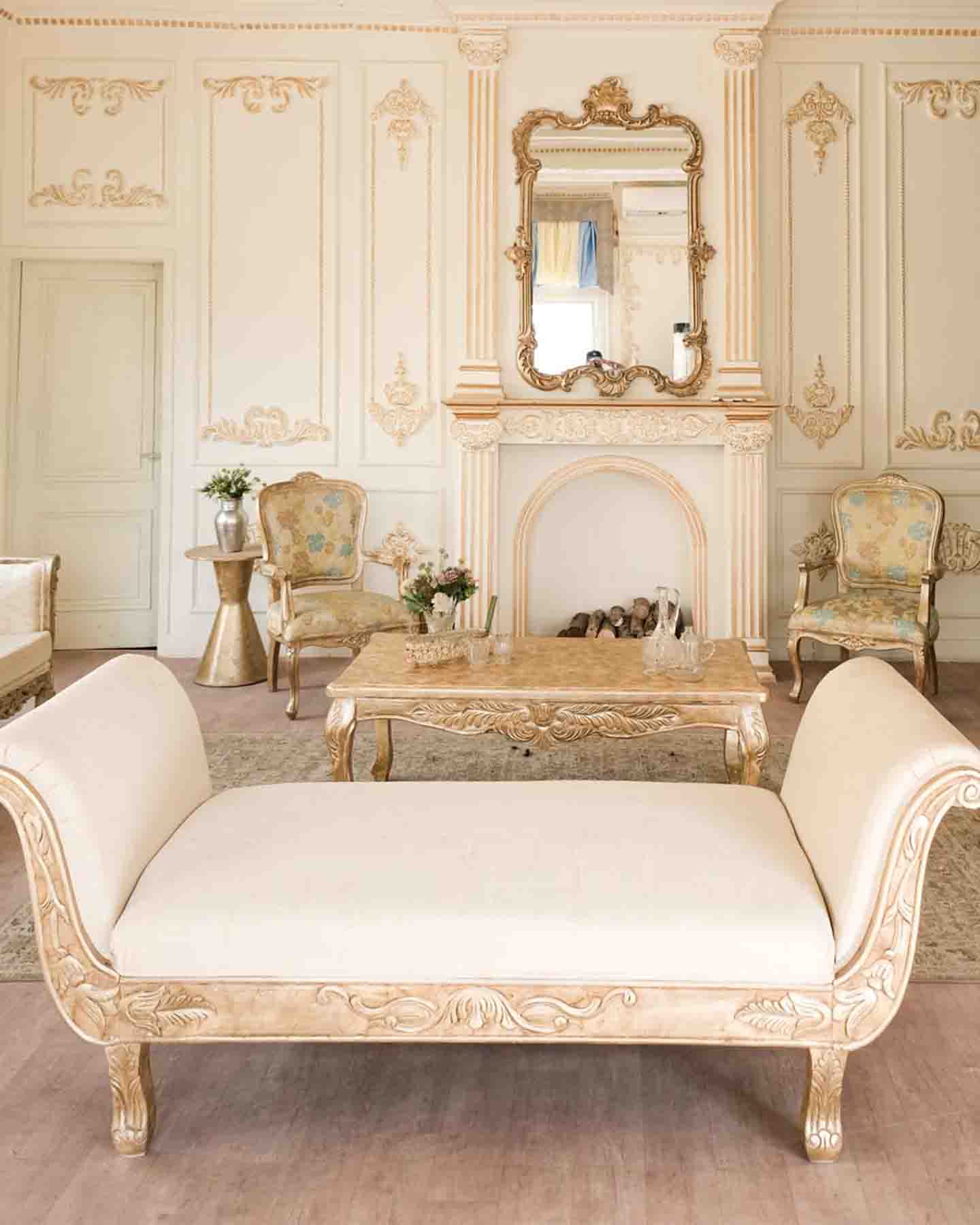Quiet Palazzo