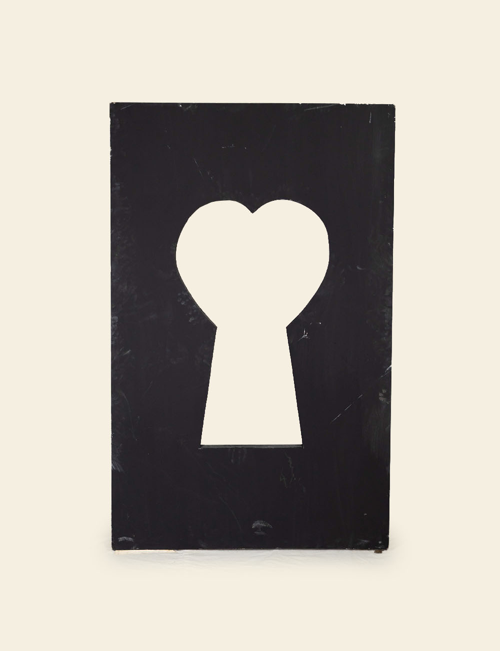 Black Poker Keyhole Prop Wall