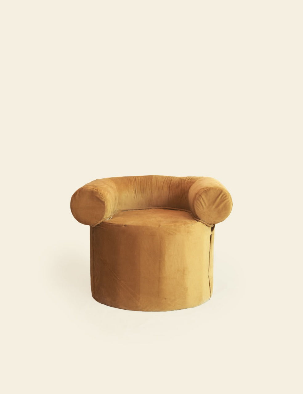 Huggy Velvet Arm Chair