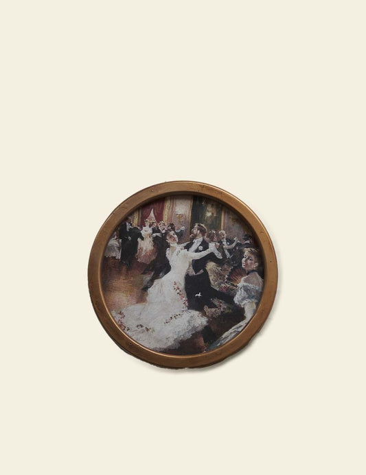 Round Wood Photo Frame